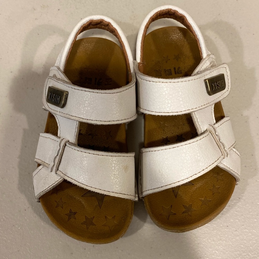 White “birkenstock style” kids sandal